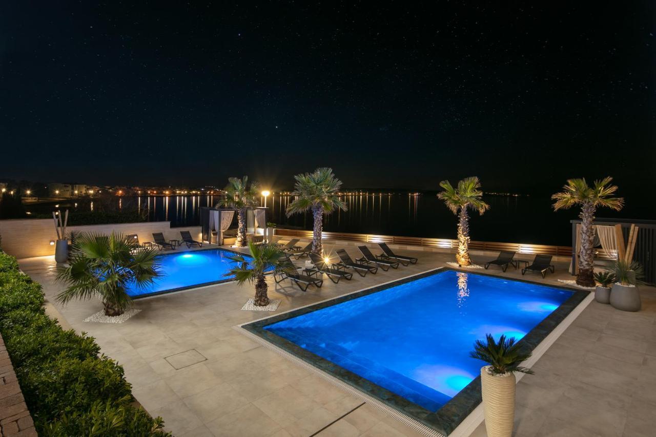 Malibu Imperial Resort Vir Dış mekan fotoğraf